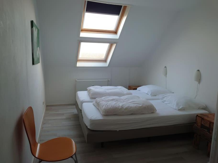 Appartement De Oostkamer; Eiland Naast Natuurgebied Boschplaat Oosterend (Terschelling)